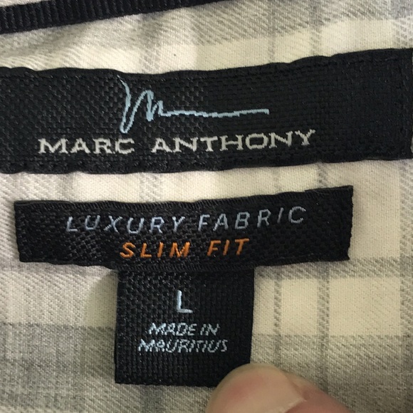 Marc Anthony brand Mens Long Sleeve Button Down Casual Shirt - Picture 8 of 9